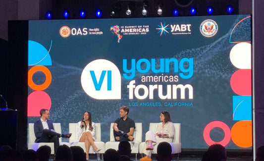 Nicolás Valenzuela en el Young Americas Forum en LA